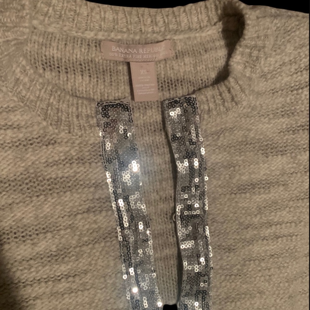 Banana Republic Cardigan - Picture 3 of 5